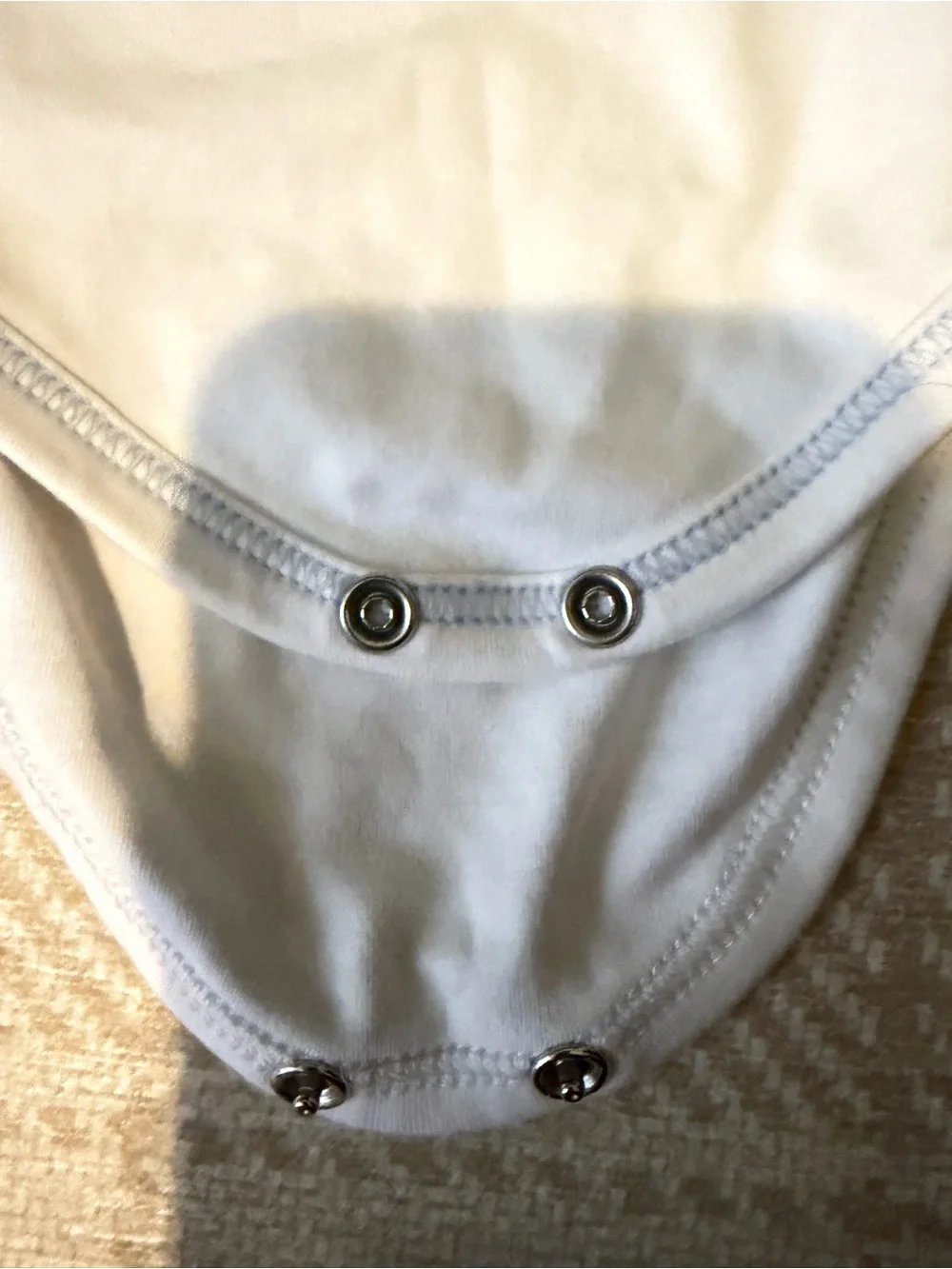 Kissy Kissy White Short-Sleeve Baby One-Piece Bodysuit